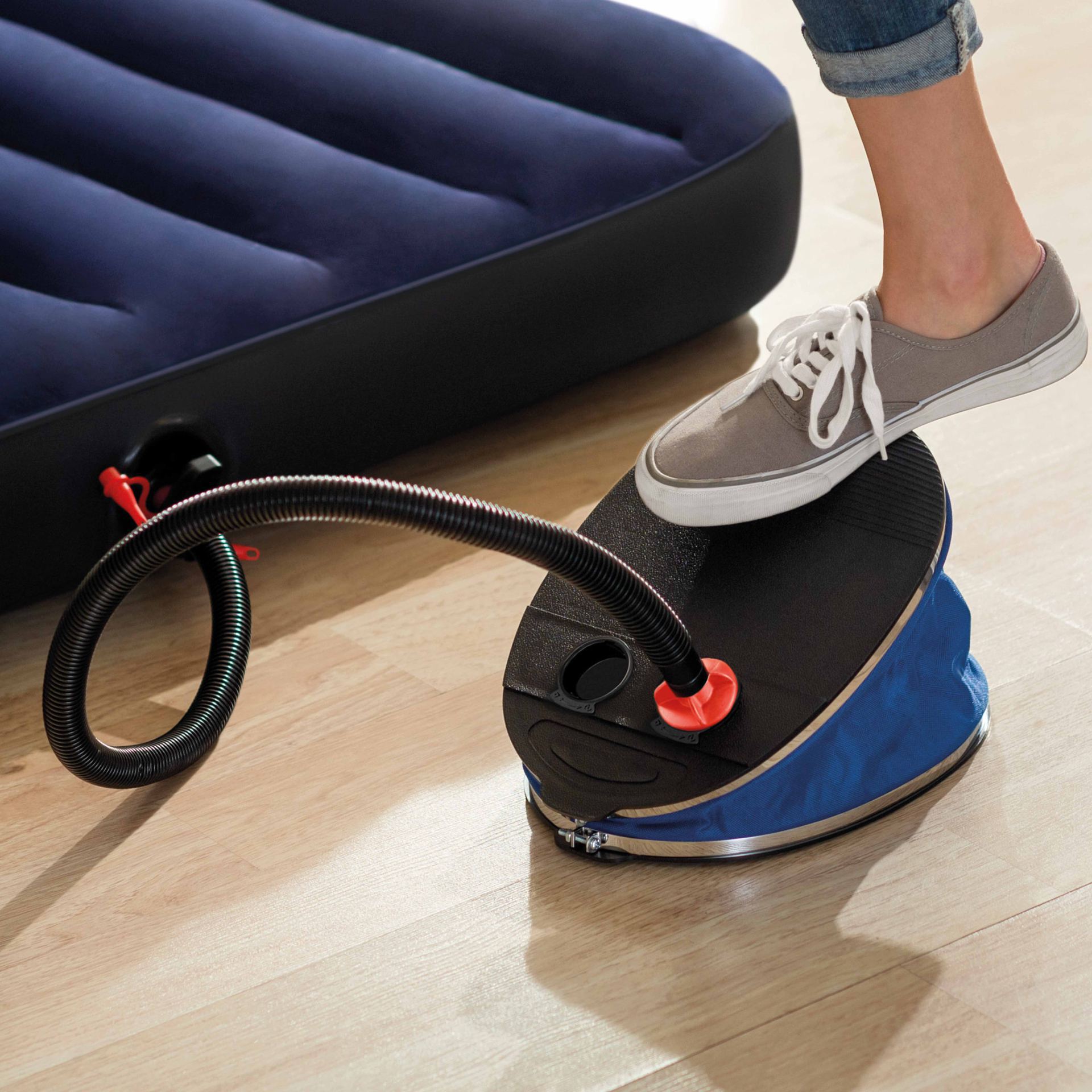 Intex gaint below voetpomp bestellen