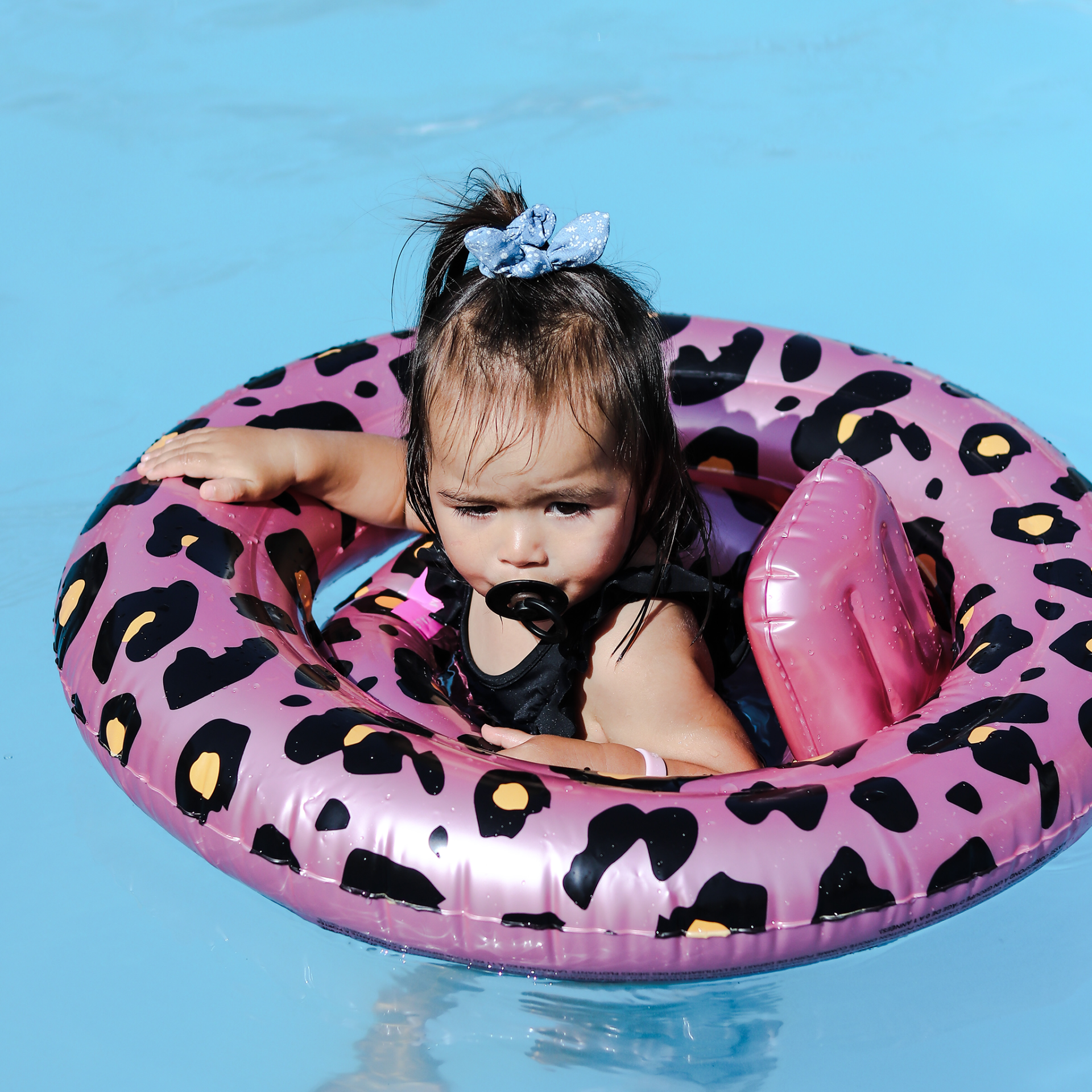 swimessentialsbabyfloatluipaard rosegoud 69cm